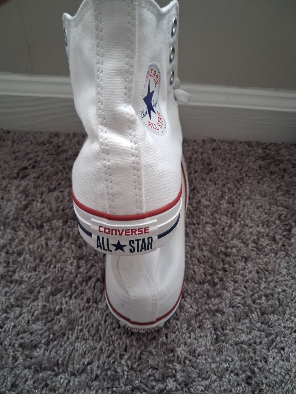 New Converse Tennis Shoe - Picture 3 of 4